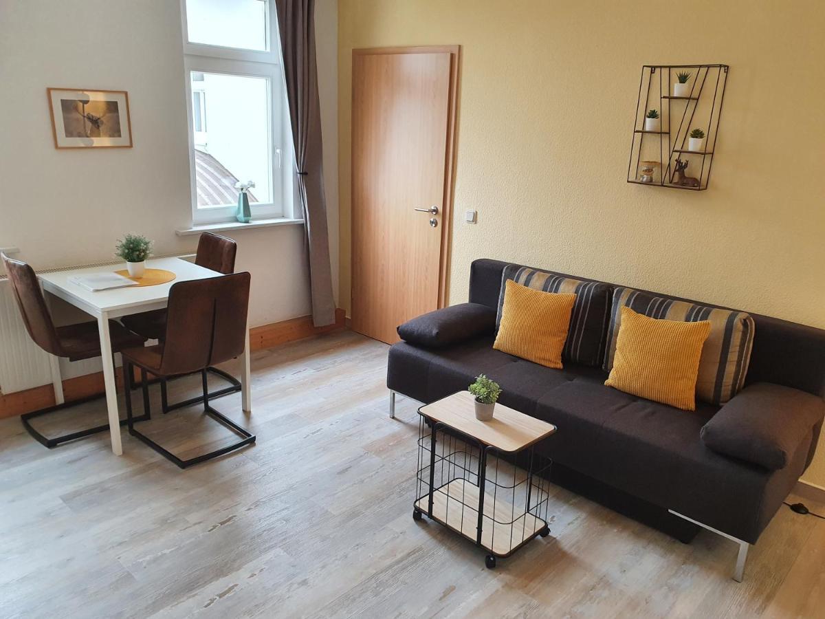 Apartments Und Bistro Zum Glasmacher Gehlberg Dış mekan fotoğraf